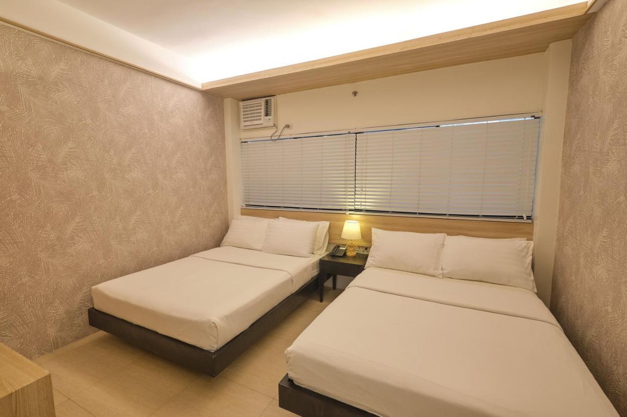 Standard Zimmer mit 2 Doppelbetten
